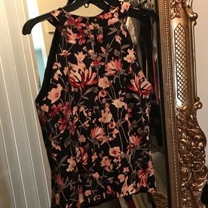 White House Black Market Ladies Top